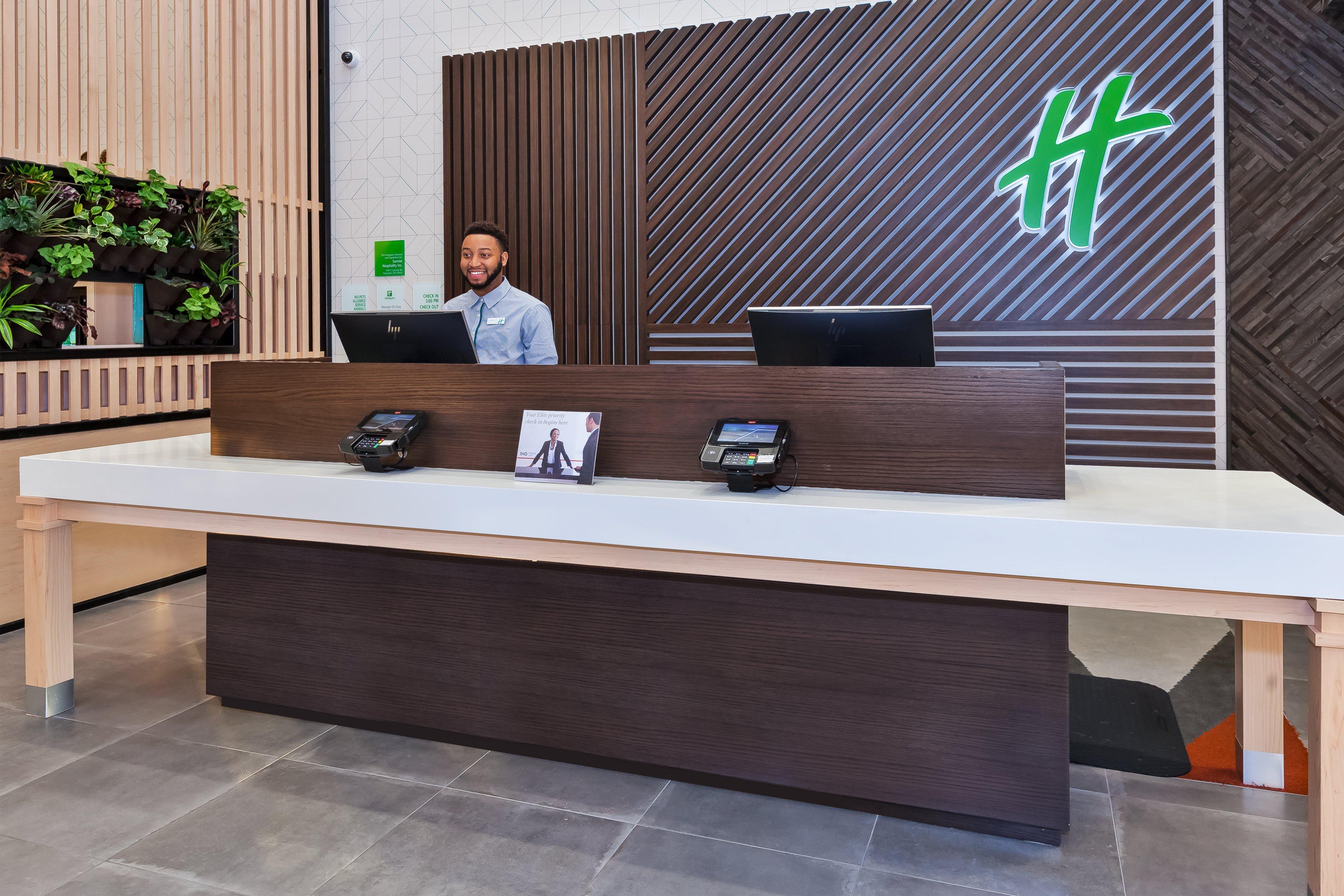 Holiday Inn & Suites - Toledo Southwest - Perrysburg By Ihg Buitenkant foto