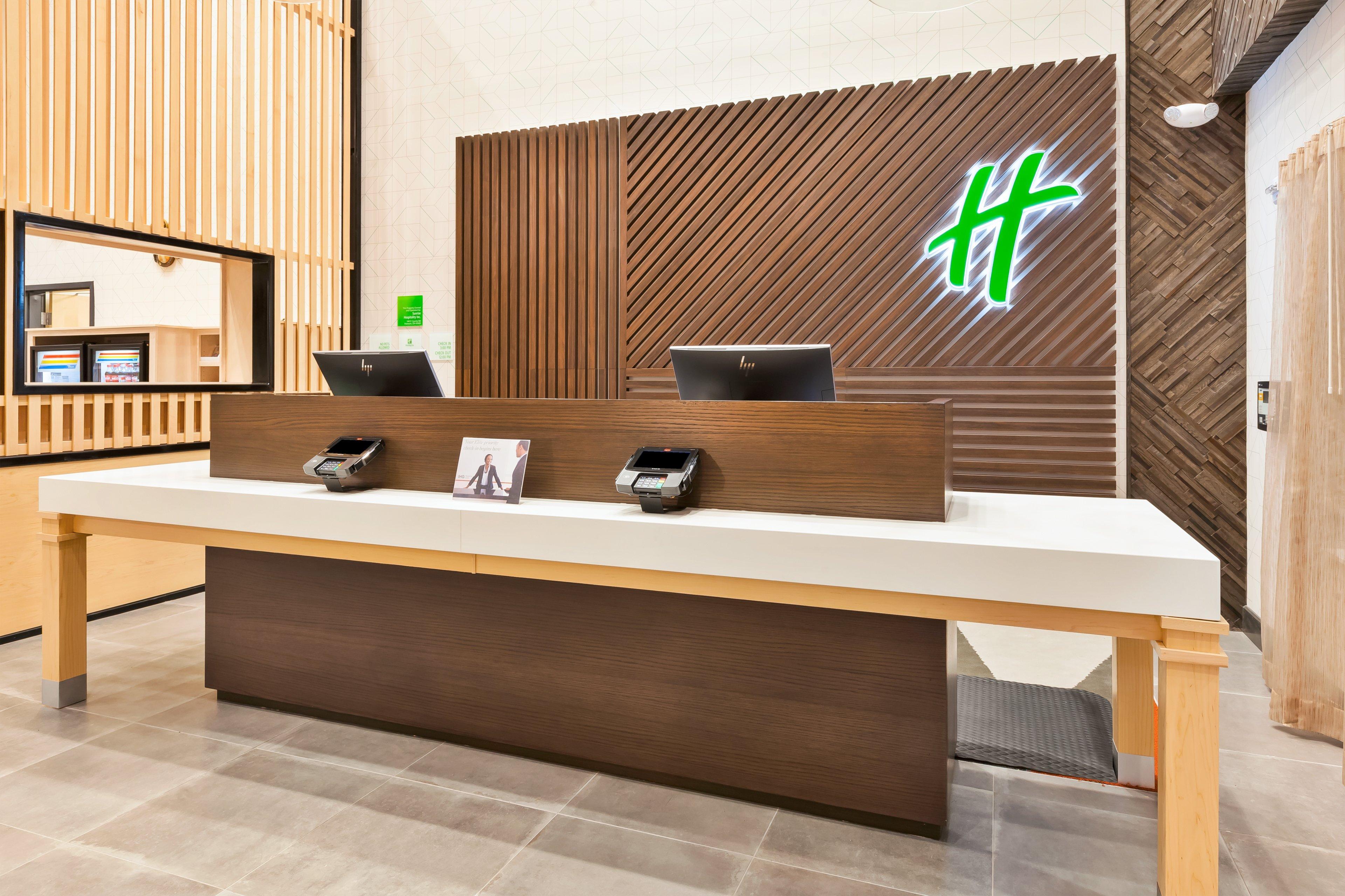 Holiday Inn & Suites - Toledo Southwest - Perrysburg By Ihg Buitenkant foto